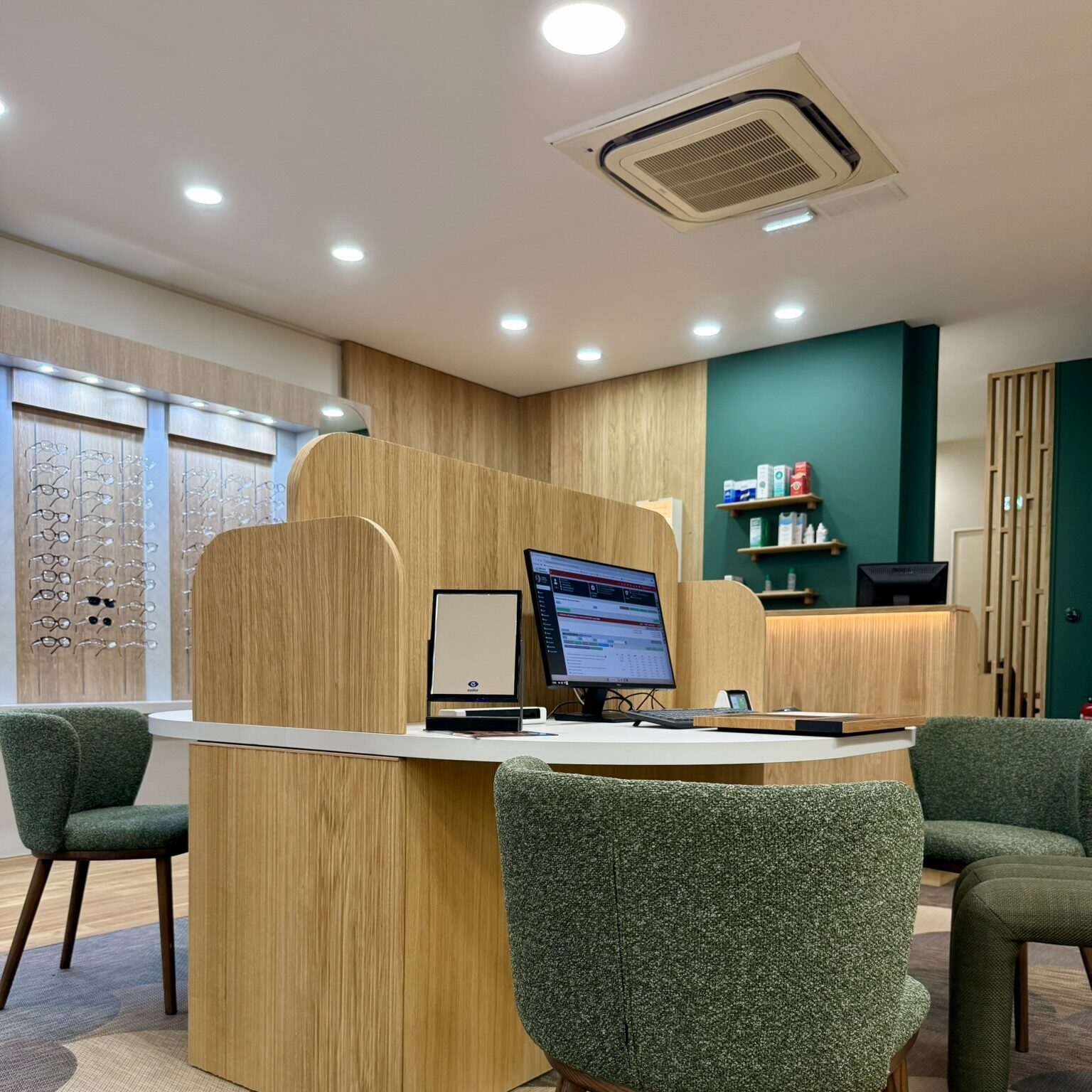 Agencement magasin sur mesure Chalon